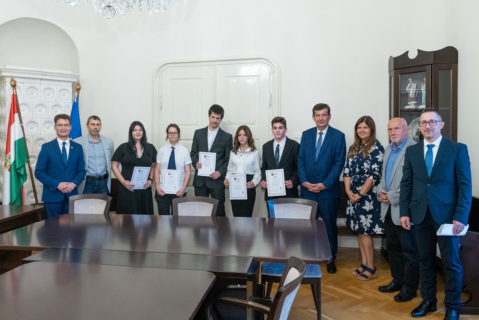 Eredményes diákokat és felkészítőiket díjazott a Székesfehérvár Jövőjéért Egyesület